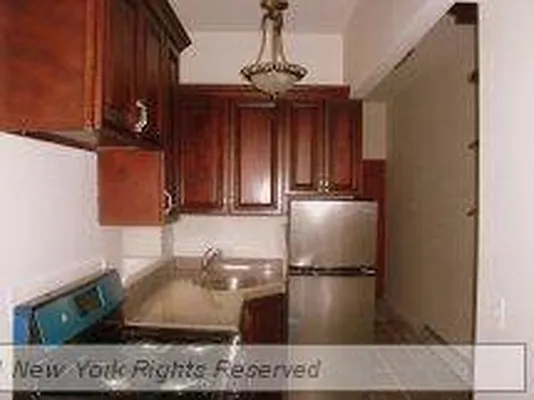 Rented by Bond New York | media 20