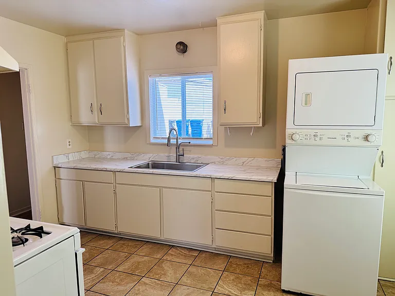 9175 E Las Tunas Dr — Photo 3
