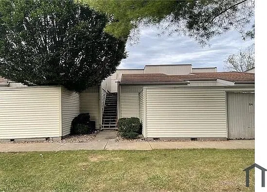 6831 N Frostwood Pkwy — Photo 3