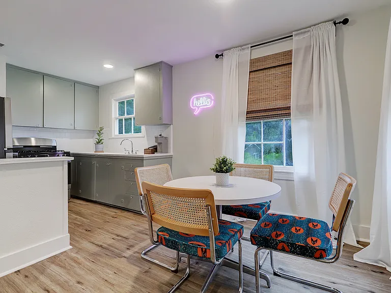 417 Sue St #2 — Photo 5