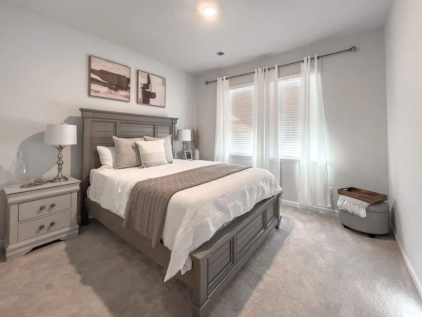 4 bed, 3689 sqft, $3,100 — Photo 3