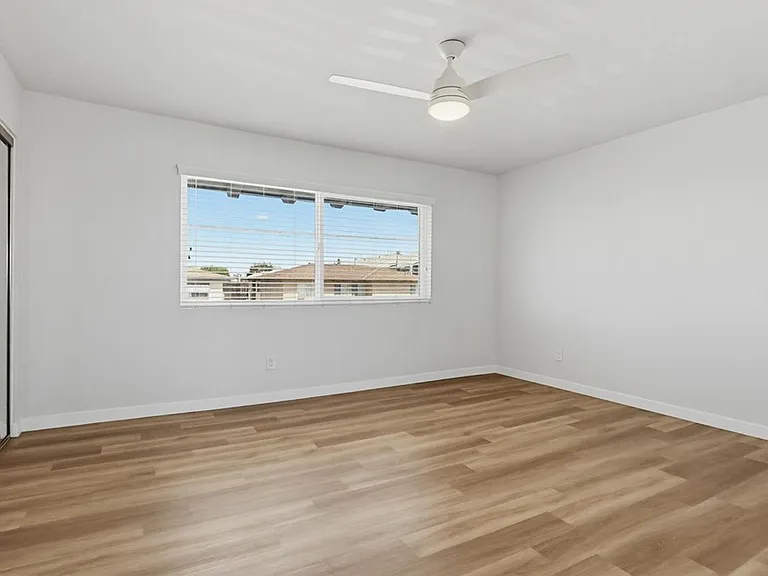 25829 Viana — Photo 55