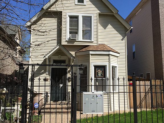 4th image of 3314 W Dickens Ave