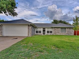 6636 Spoonwood Ln, Fort Worth, TX 76137