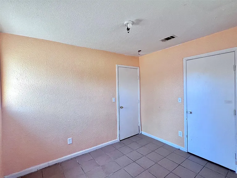 6802 Sayers St #A — Photo 27