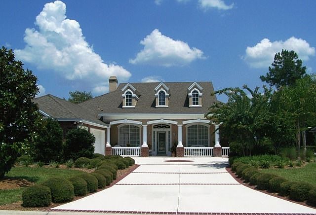 1st image of 1204 N Burgandy Trl