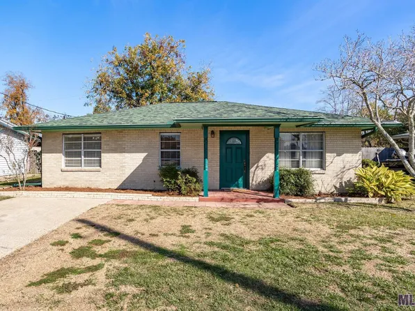 24627 Pecan Place Dr, Plaquemine, LA 70764