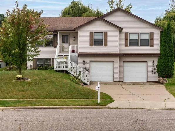 311 Spruce Court, Baraboo, WI 53913