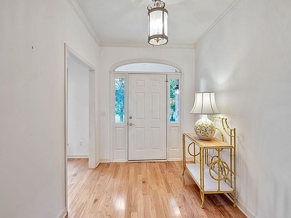 5th image of 7007 Sunrise Cir