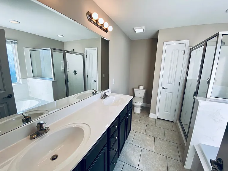 Master bathroom_03222023