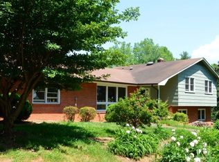 1410 Old North Rd, Lenoir, NC 28645