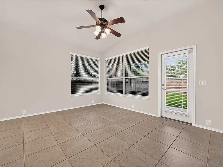 24518 Carlton Springs Ln — Photo 11