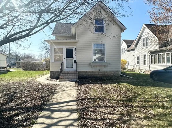 238 Ann St, West Chicago, IL 60185