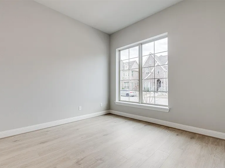 4516 Sovereignty Dr — Photo 12