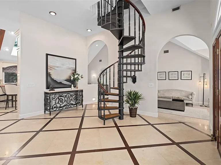 2214 Earleaf Ct — Photo 5