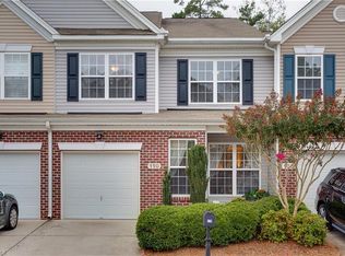 110 Channel Cove Ct, Jamestown, NC 27282