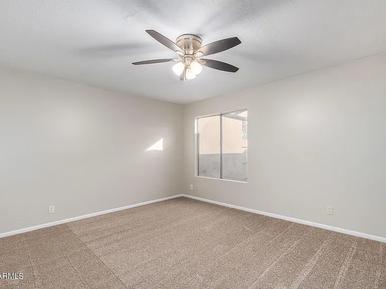 2612 E Lemon St — Photo 17
