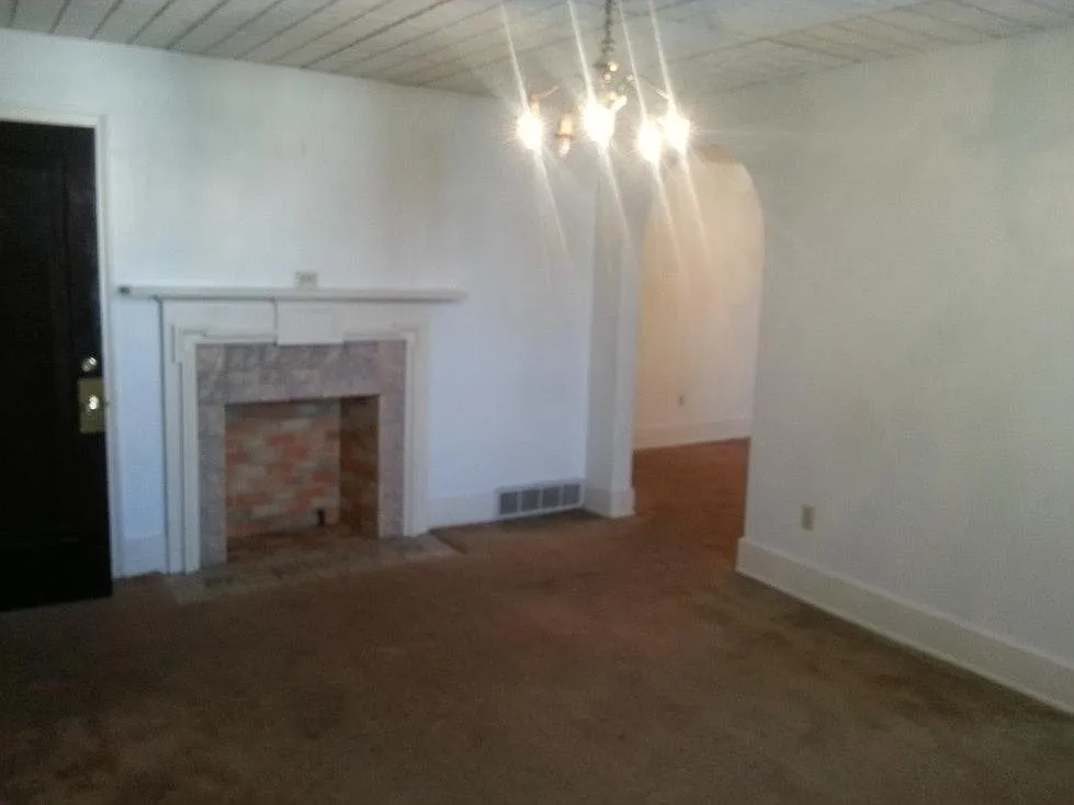 2 bed, $750 — Photo 2