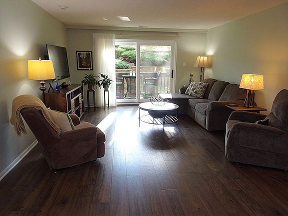 4th image of 7737 W Golf Dr APT 103
