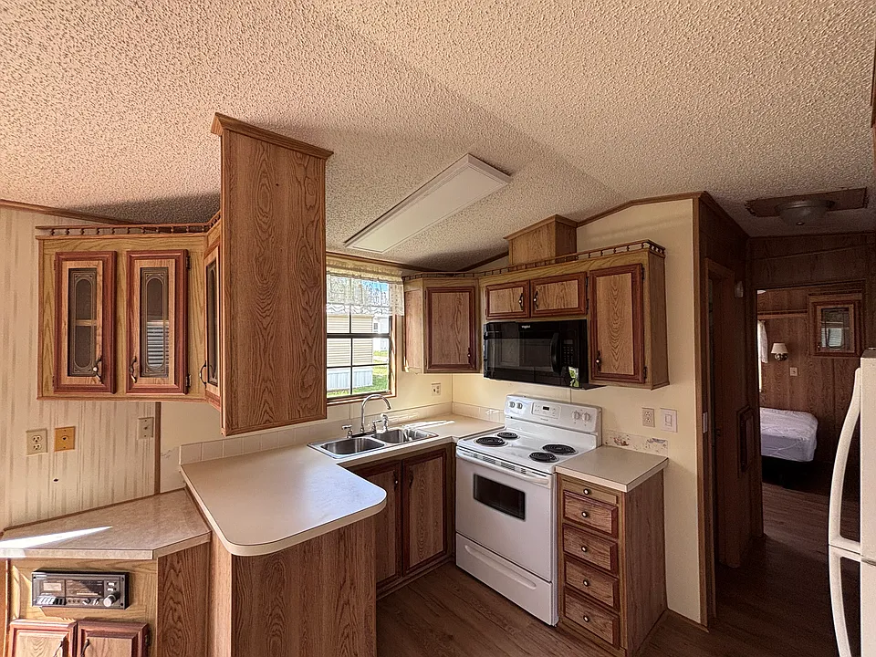 1720 NW 38th Ave #44B