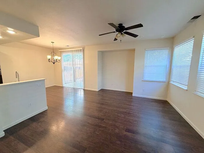 5704 Golden Eagle Dr — Photo 10
