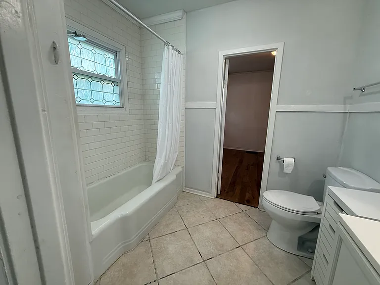109 Buist Ave — Photo 14