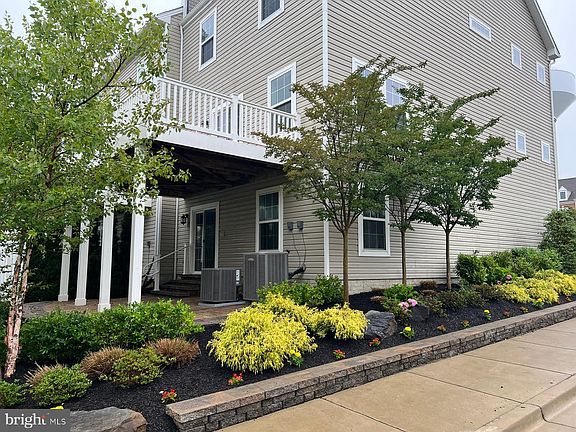 4th image of 2639 Smooth Alder St
