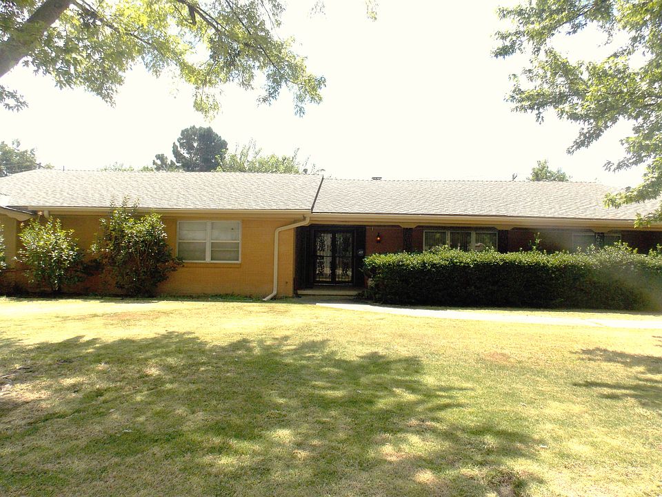 1st image of 16 W Ranchwood Dr