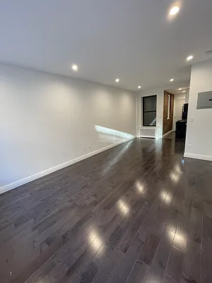 Rented by CNYC Apartments | media 11