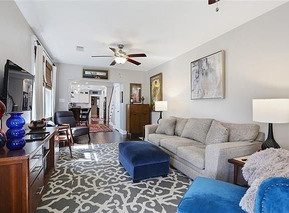 4th image of 4322 Jena St