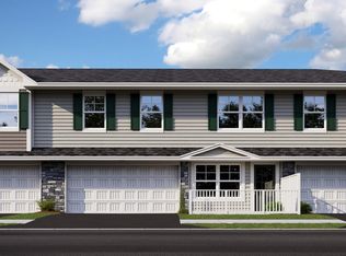5327 Long Pointe Pass, Woodbury, MN 55129