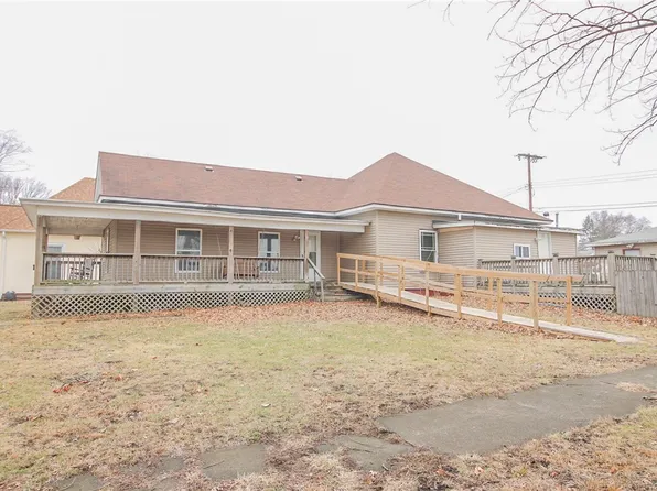 1800 Piatt Ave, Mattoon, IL 61938