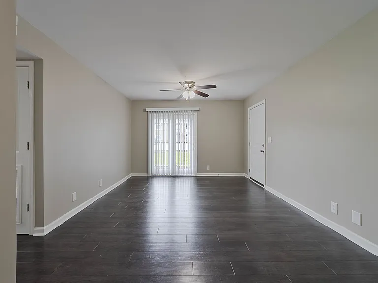 Autumn Ridge Apartment Community — Photo 5