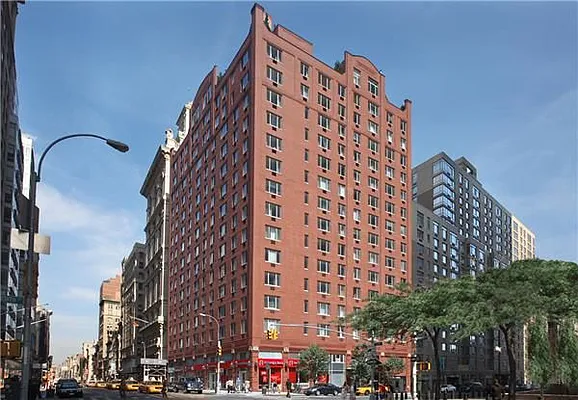 Rented by Manhattan Skyline | media 6