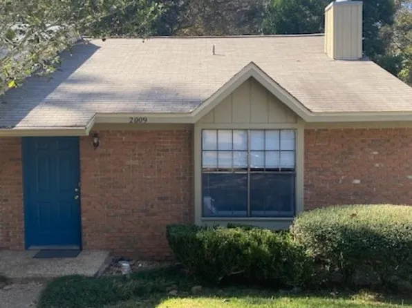 2009 Gardenbrook Ln, Tallahassee, FL 32301