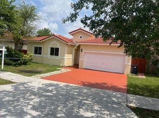 6101 SW 159th Ct, Miami, FL 33193
