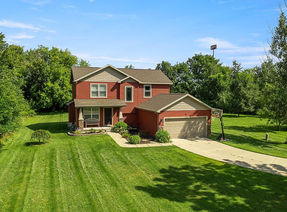 1st image of 102 Bentwood Dr