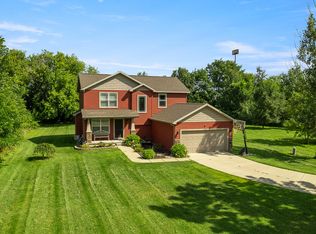 102 Bentwood Dr, Jackson, MI 49201