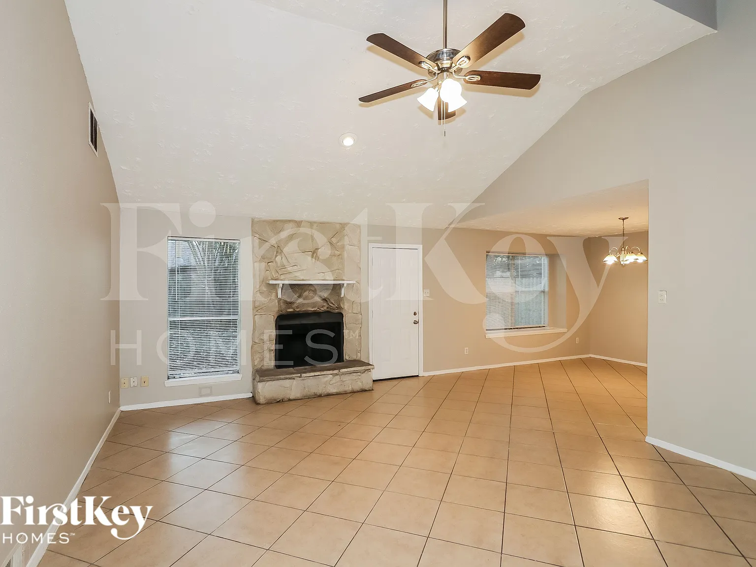 3 bed, 2.0 bath, 1543 sqft, $1,610 — Photo 4