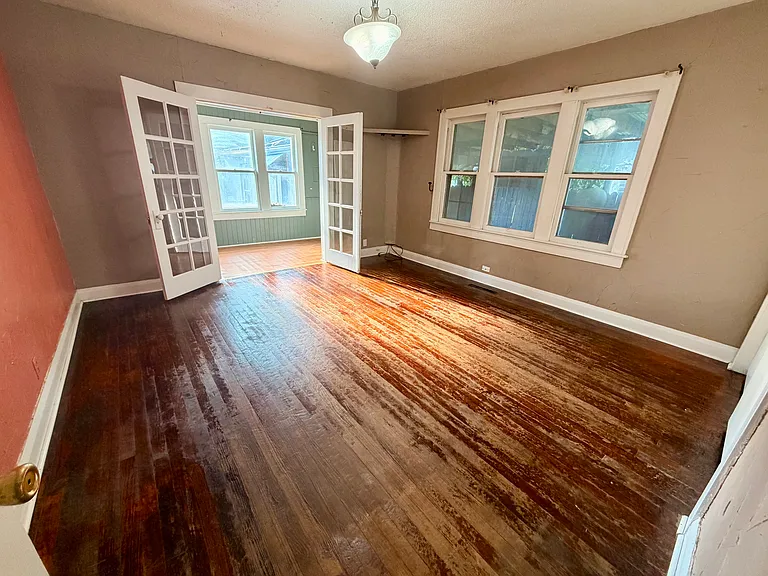 1619 N Beard Ave — Photo 8