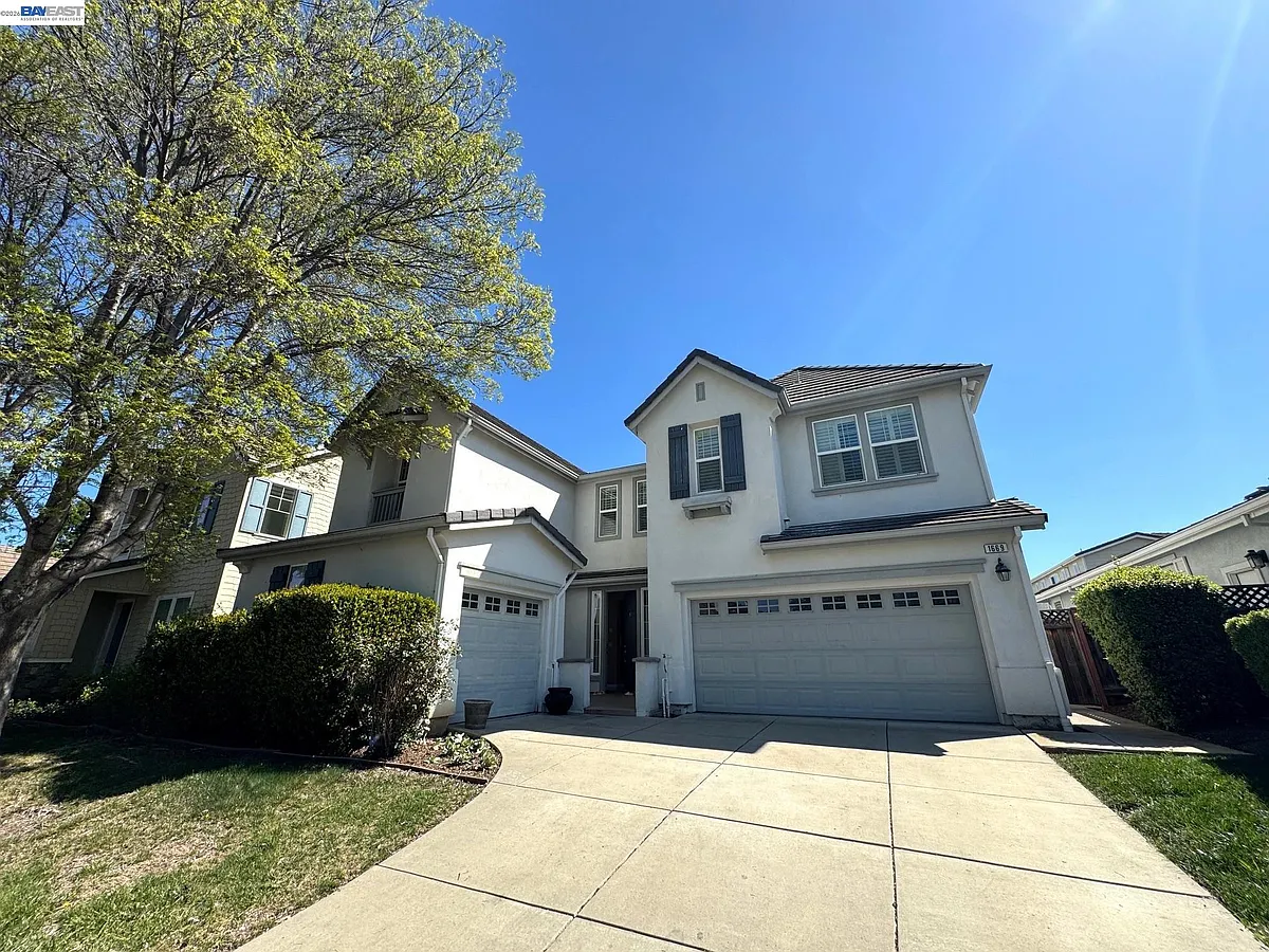 Building Photo - 1669 Marina Way