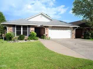 1739 Ivalea Cir, Navarre, FL 32566