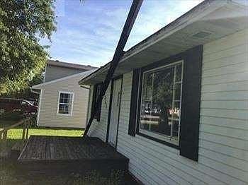 3rd image of 4241 S Gerrard Dr