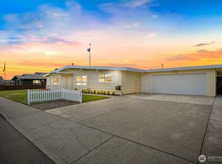 416 Stremler Dr, Lynden, WA