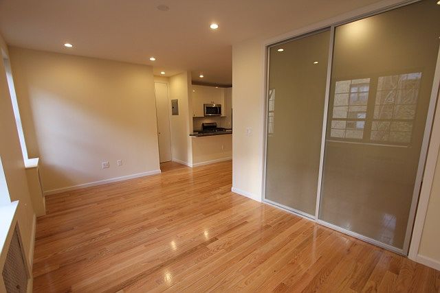 1st image of 205 W 15th St APT 6A