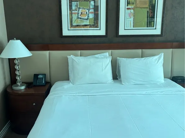 125 E Harmon Ave #1719, Las Vegas, NV 89109