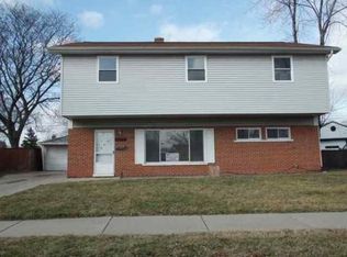 27171 Belanger St, Roseville, MI 48066