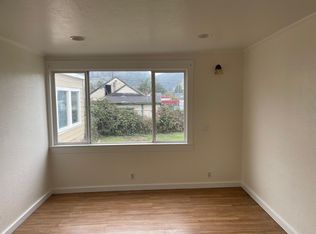 502 Wildwood Ave #A, Rio Dell, CA 95562