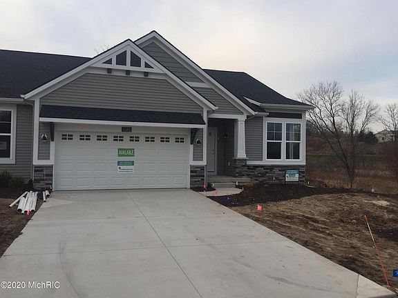 3rd image of 8365 Autumn Acres Dr #1