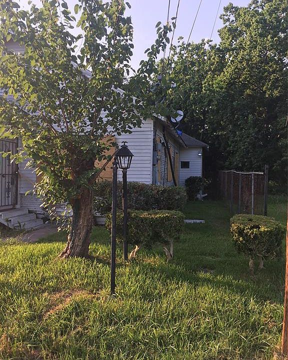 1st image of 3609 Du Bois St